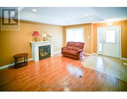 7 - 375 SCOTT STREET E - 10