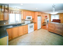 7 - 375 SCOTT STREET E - 14