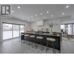 288 WINDERMERE COURT W - 12