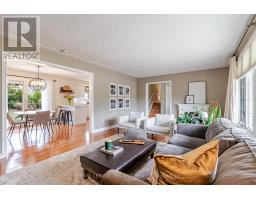 188 CANTERBURY DRIVE - 10