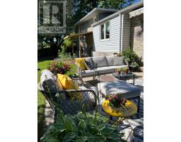 188 CANTERBURY DRIVE - 36