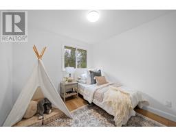 41 - 355 SANDRINGHAM CRESCENT - 23