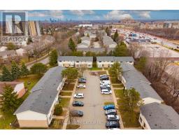 41 - 355 SANDRINGHAM CRESCENT - 39