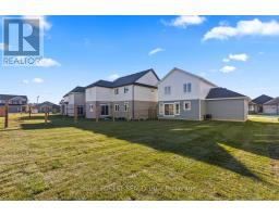 85 ACORN TRAIL - 37