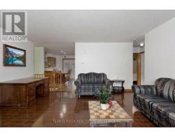 15 - 214 SOUTH STREET W - 15