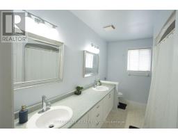 35 JUNIPER CRESCENT - 11