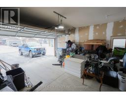 35 JUNIPER CRESCENT - 26