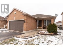 35 JUNIPER CRESCENT - 3