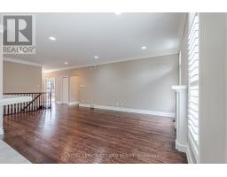 43 PINEHURST DRIVE - 19