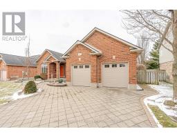 43 PINEHURST DRIVE - 8