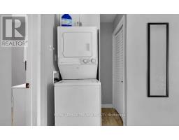 18.5 ADELAIDE STREET S - 10