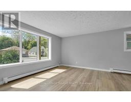 18.5 ADELAIDE STREET S - 2