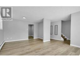 18.5 ADELAIDE STREET S - 4