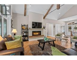 8695 TIMBERWOOD TRAIL - 12