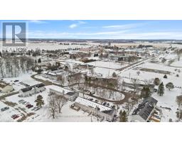 18 - 18 ST CHARLES PLACE - 24