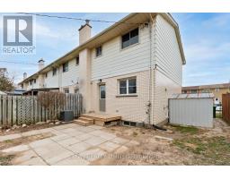 427 FOREST AVENUE - 31