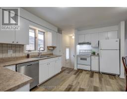 95 DUFFERIN STREET - 13