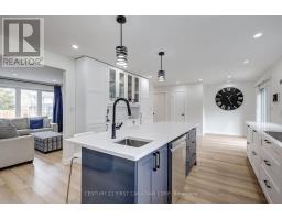 123 HILLSMOUNT CRESCENT - 16