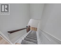 123 HILLSMOUNT CRESCENT - 19