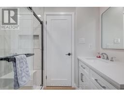 123 HILLSMOUNT CRESCENT - 24