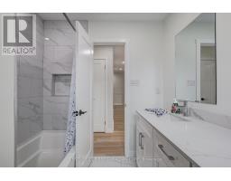 123 HILLSMOUNT CRESCENT - 33