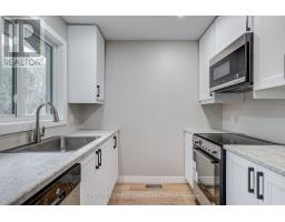 123 HILLSMOUNT CRESCENT - 39