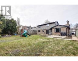 123 HILLSMOUNT CRESCENT - 46