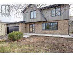 123 HILLSMOUNT CRESCENT - 5