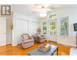 12 HARBOUR PARK COURT - 31