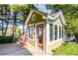 12 HARBOUR PARK COURT - 38