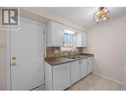 12 - 210 CARLYLE DRIVE - 11