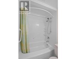 12 - 210 CARLYLE DRIVE - 21