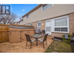 12 - 210 CARLYLE DRIVE - 31