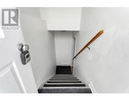 708 OXFORD STREET E - 27