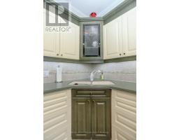 14 POPLAR STREET - 16