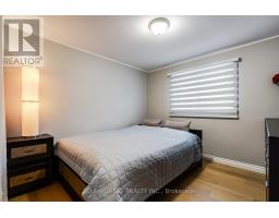 63 PEIRONE CRESCENT - 19