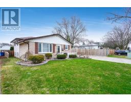 63 PEIRONE CRESCENT - 2