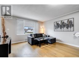 63 PEIRONE CRESCENT - 5