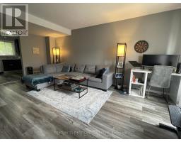 23 - 70 CHAPMAN COURT - 10