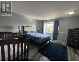 23 - 70 CHAPMAN COURT - 6