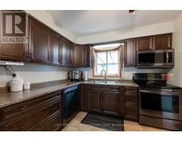 64 MELANIE DRIVE - 11