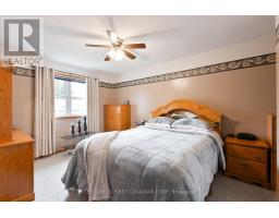 64 MELANIE DRIVE - 15