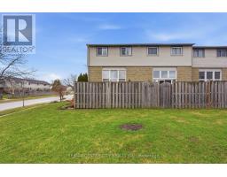 44 - 159 DEVERON CRESCENT - 36