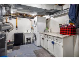 18 HIGHVIEW DRIVE - 26