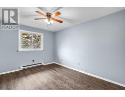 2 - 160 CONWAY DRIVE - 25