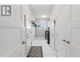 160 ELIZABETH STREET - 10