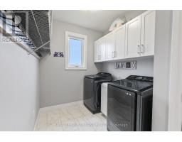 160 ELIZABETH STREET - 11