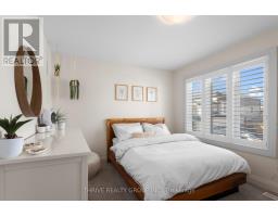 5 - 727 APRICOT DRIVE - 31