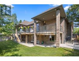 7071 CLAYTON WALK - 32