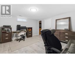 374 HOMESTEAD COURT - 34